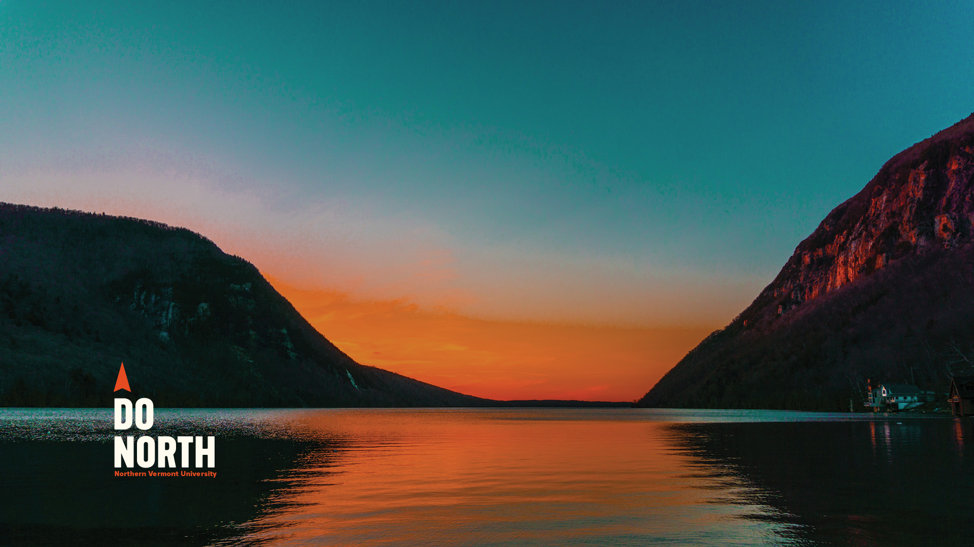 计算机和缩放背景 北佛蒙特大学